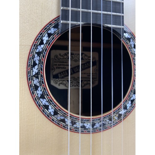 Guitarra Rafa de Valeriano