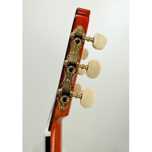Guitarra Flamenca de Benigno Marín de Palosanto y tapa de Pino Abeto