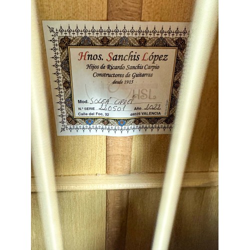 GUITARRA FLAMENCA HERMANOS SANCHIS CIPRES ORO VIEJO CON FUNDA RÍGIDA