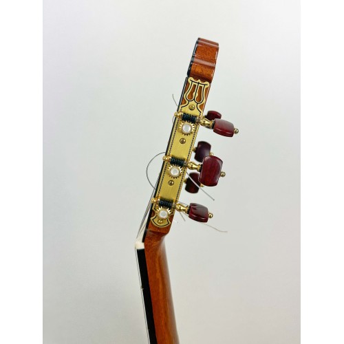 GUITARRA FLAMENCA HERMANOS SANCHIS CIPRES ORO VIEJO CON FUNDA RÍGIDA
