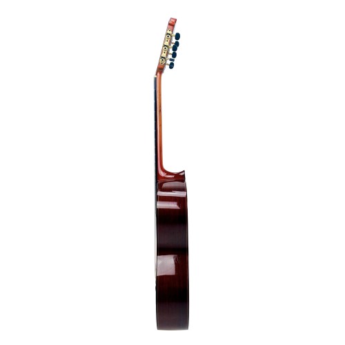 Guitarra Flamenca de Benigno Marín del 2023 de Palosanto y tapa de Pino Abeto Alemán con tinte rojo