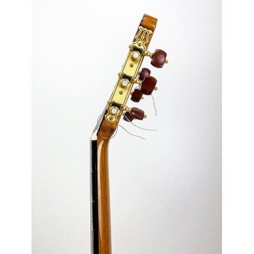 Guitarra Hermanos Sanchis Solea Ciprés con refuerzo ORO VIEJO