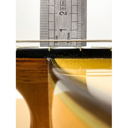 Guitarra Hermanos Sanchis Solea Ciprés con refuerzo ORO VIEJO