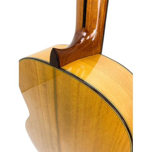 Guitarra Hermanos Sanchis Solea Ciprés con refuerzo ORO VIEJO