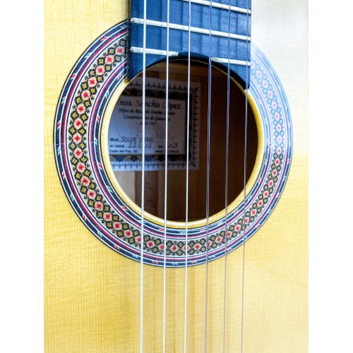Guitarra Hermanos Sanchis Solea Ciprés con refuerzo ORO VIEJO