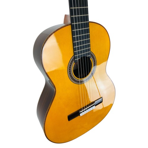 Guitarra Artesana de Amalio Burguet FNEGRADV