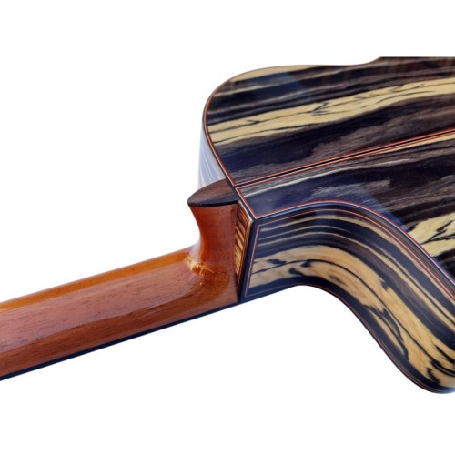 Guitarra Flamenca Martínez MF7 de Ebano Blanco con Cutaway y Previo Double MD100. Incluye funda de 20mm