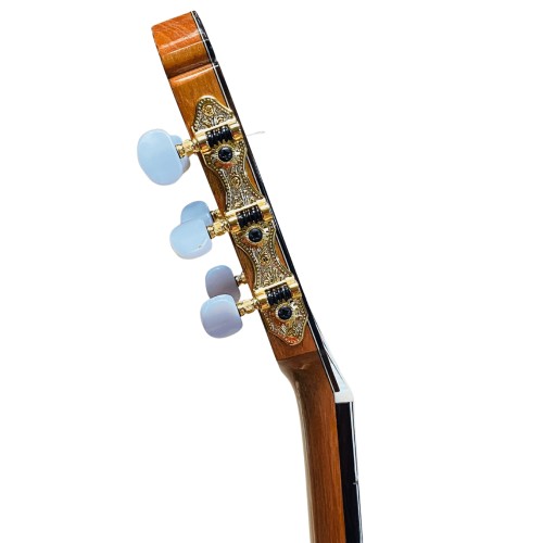 Guitarra de Amalio Burguet modelo SOLEA BLANCA
