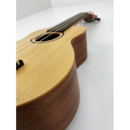 Ukelele Soprano Ashton Natural Mate