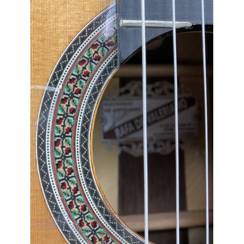 ▷ Guitarra Flamenca Rafa de Valeriano de Palosanto de Río