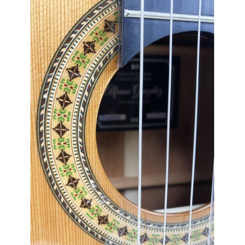 Guitarra Alfonso González Granada Sapelly Cedro