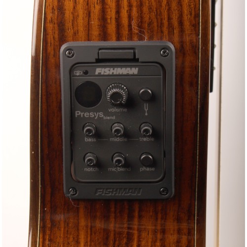 GUITARRA FLAMENCA ANTONIO DE TOLEDO ATF-17NECUT EN PALOSANTO CUTAWAY FISHMAN. Incluye funda 20mm