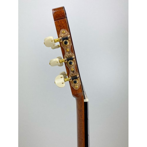 GUITARRA FLAMENCA ANTONIO DE TOLEDO ATF-17B EN CIPRES. Incluye funda 20mm