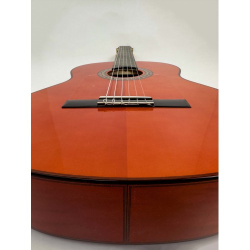 GUITARRA FLAMENCA ANTONIO DE TOLEDO ATF-17BR EN CIPRES TAPA DE PINO ABETO ROJA. Incluye funda 20mm