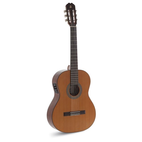 GUITARRA CLÁSICA ADMIRA JUANITA ELECTRIFICADA EQ6 SERIE ESTUDIO