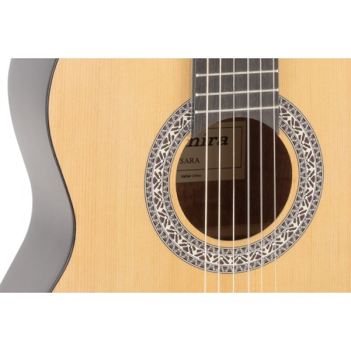 GUITARRA CLASICA ADMIRA SARA 4/4 SERIE INICIACIÓN BRILLO