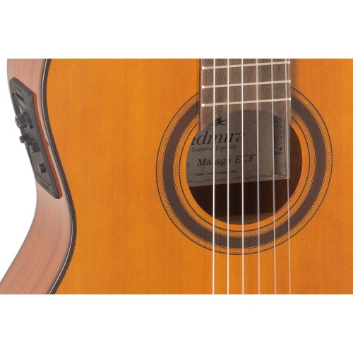 GUITARRA CLÁSICA ADMIRA MÁLAGA ELECTRIFICADA CUTAWAY FISHMAN SERIE CONSERVATORIO