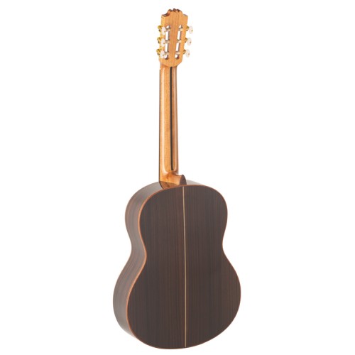 GUITARRA CLÁSICA ADMIRA A10 ELECTRIFICADA CON FISHMAN SERIE ARTESANÍA