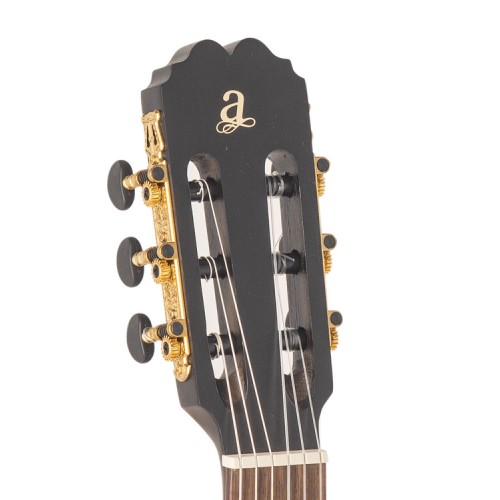 GUITARRA CLÁSICA ADMIRA LUNA ELECTRIFICADA CON FISHMAN SERIE ESTUDIO