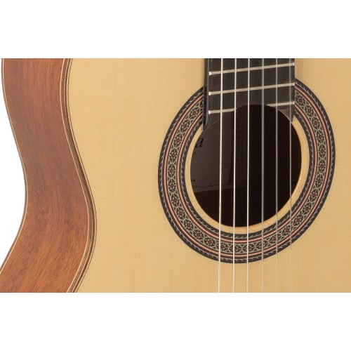 GUITARRA CLÁSICA ADMIRA A45 SERIE ARTESANÍA