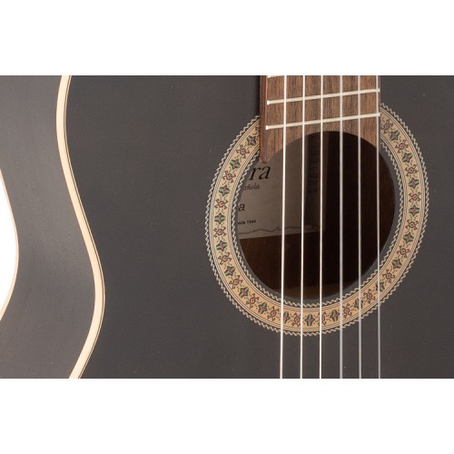 GUITARRA CLÁSICA ADMIRA LUNA ELECTRIFICADA SERIE ESTUDIO