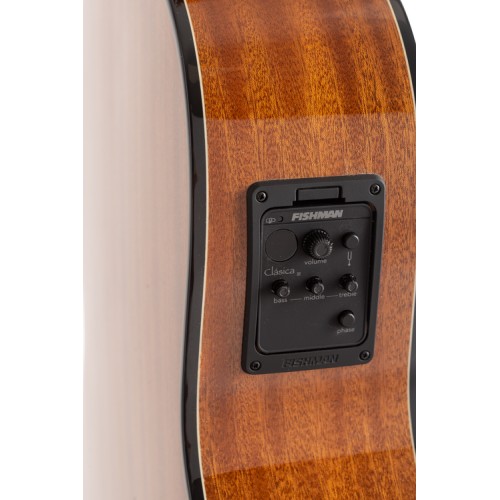 GUITARRA CLÁSICA ADMIRA A1 ELECTRIFICADA FISHMAN SERIE ARTESANÍA