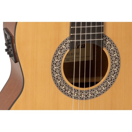 GUITARRA CLÁSICA ADMIRA ALBA 4/4 ELECTRIFICADA CON CUTAWAY ZURDA SERIE INICIACIÓN BRILLO