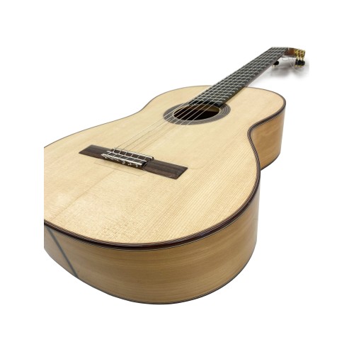 Guitarra de Darío García modelo Diamante del 2023