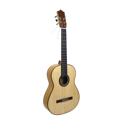 Guitarra de Darío García modelo Diamante del 2023